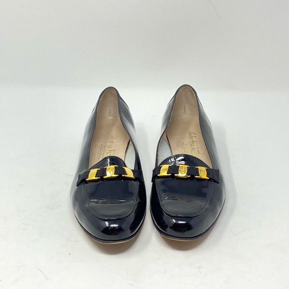 Salvatore Ferragamo Vintage Black Loafer. - Picture 7 of 11